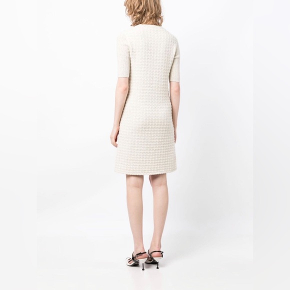 CHANEL 2000’s Short Sleeve Tweed Dress, Size 38 - Picture 4 of 6